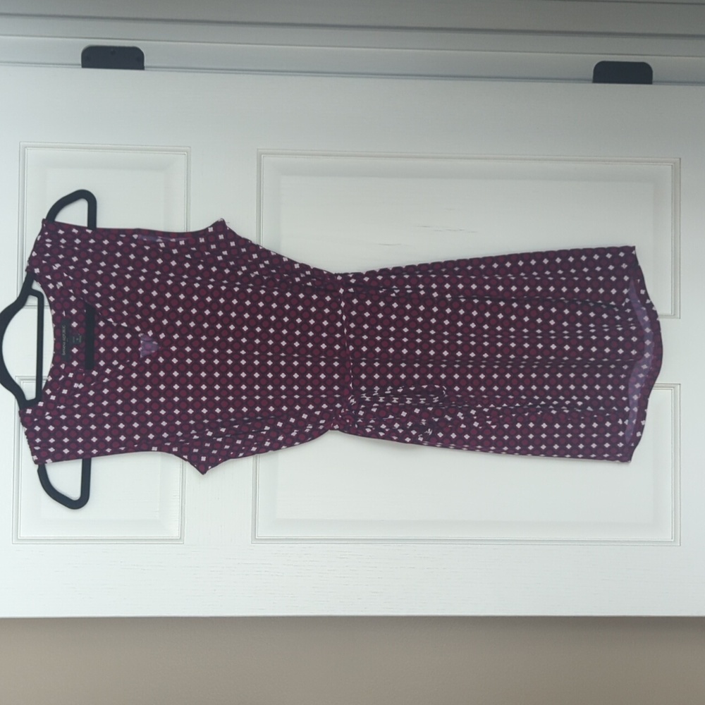 Sleeveless dress